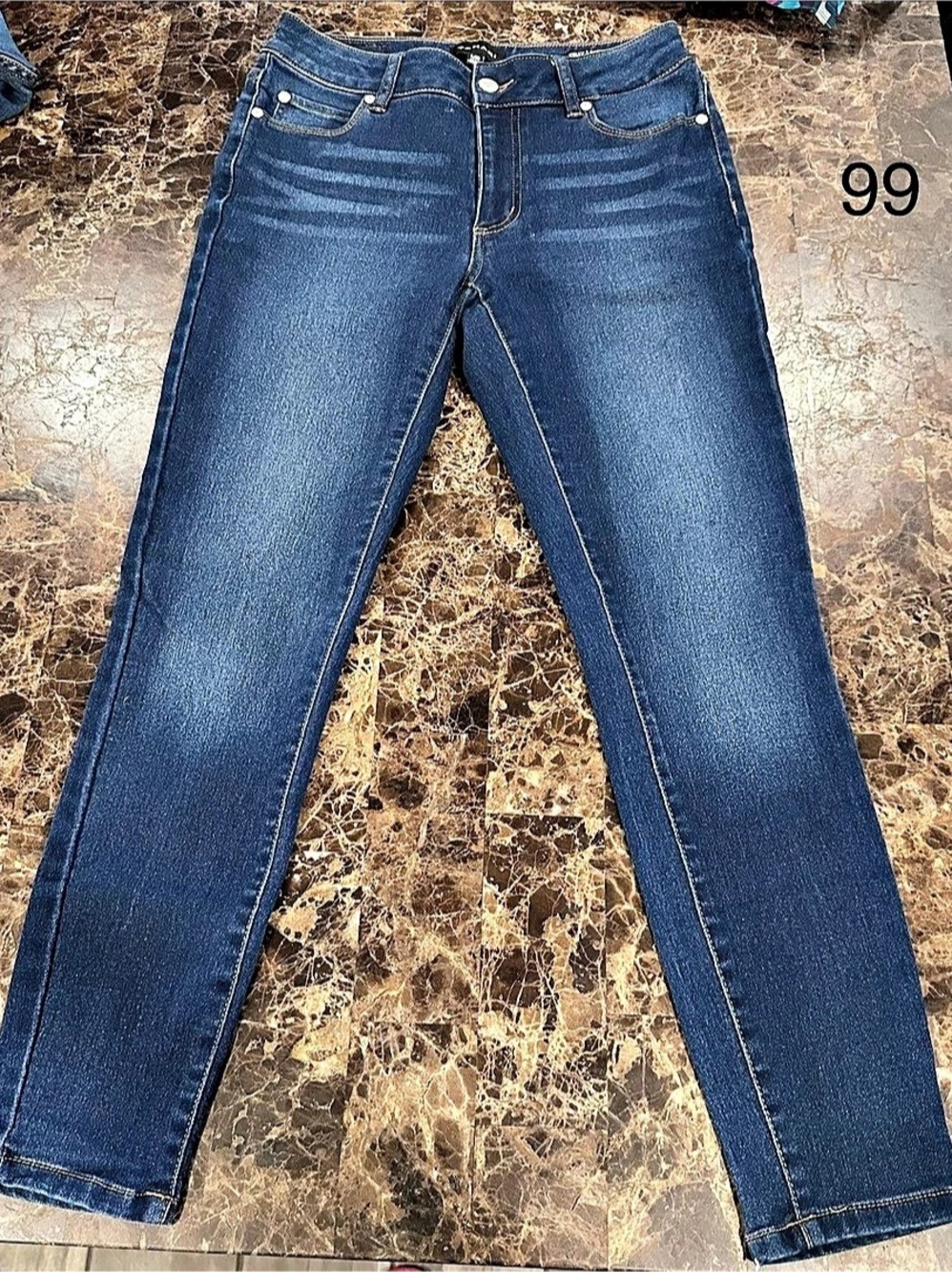 Tahari Kelly Classic Skinny Jeans Women's Blue Skinny Jeans Like New